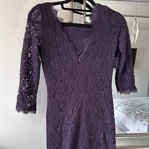 Aritzia Babaton Rafael Dress Size 0, Aubergine Colour, excellent condition